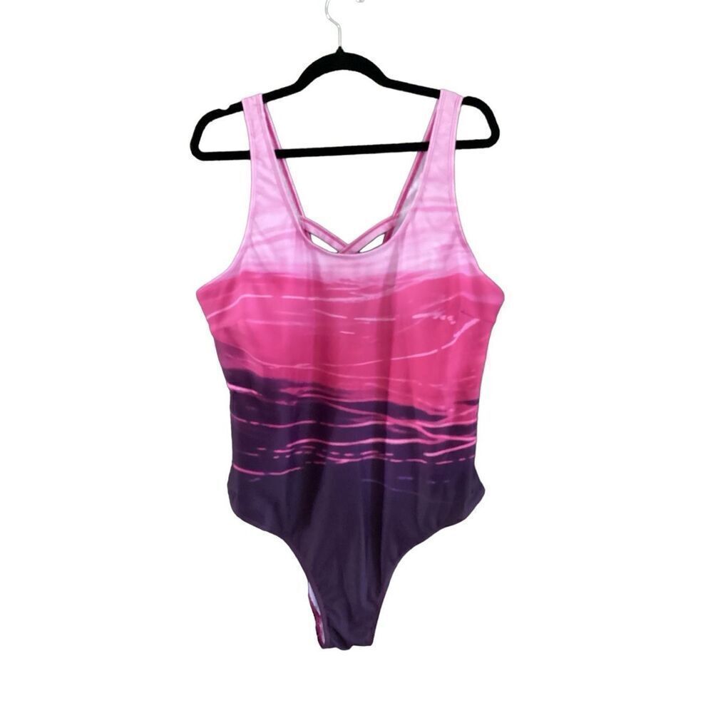 Swimsuit   - Picture 3 of 5